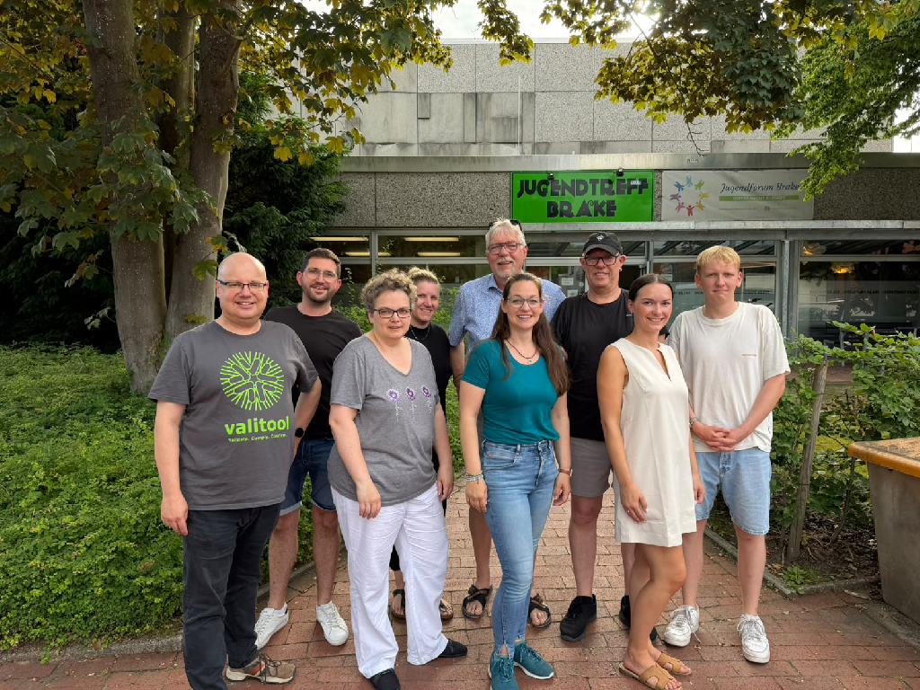 CDU-Kandidatenteam beim Braker Jugendtreff